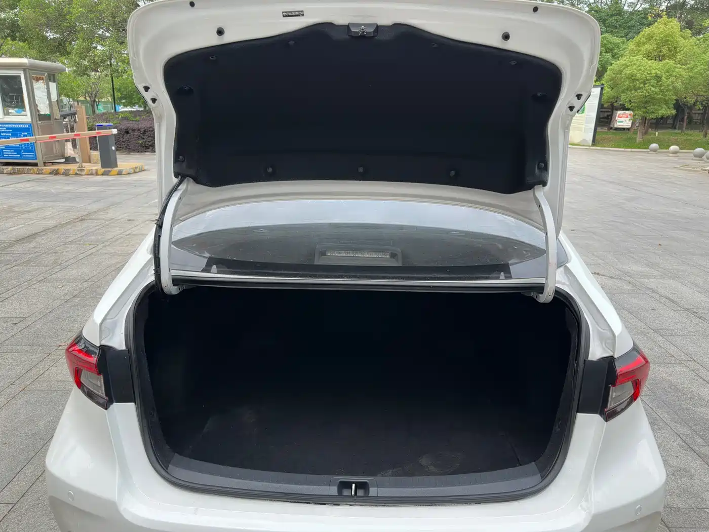 Toyota Allion 2021 2.0L Luxury Edition фото 17