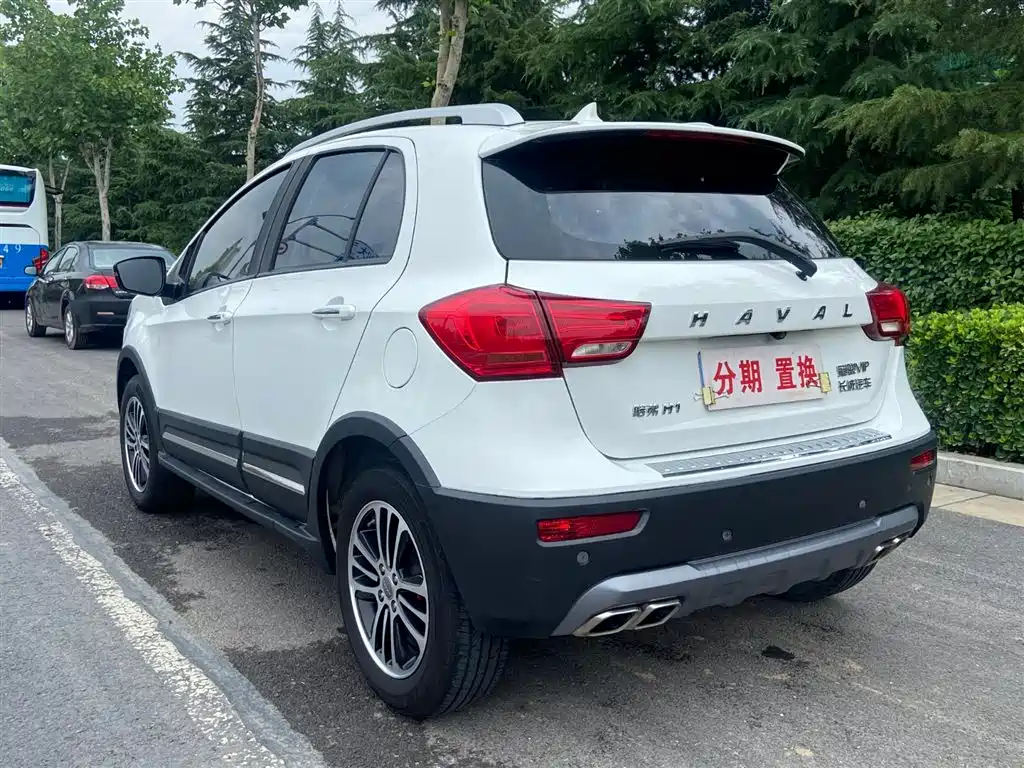 Haval H1 2017 Blue Label 1.5L Manual Premium фото 14