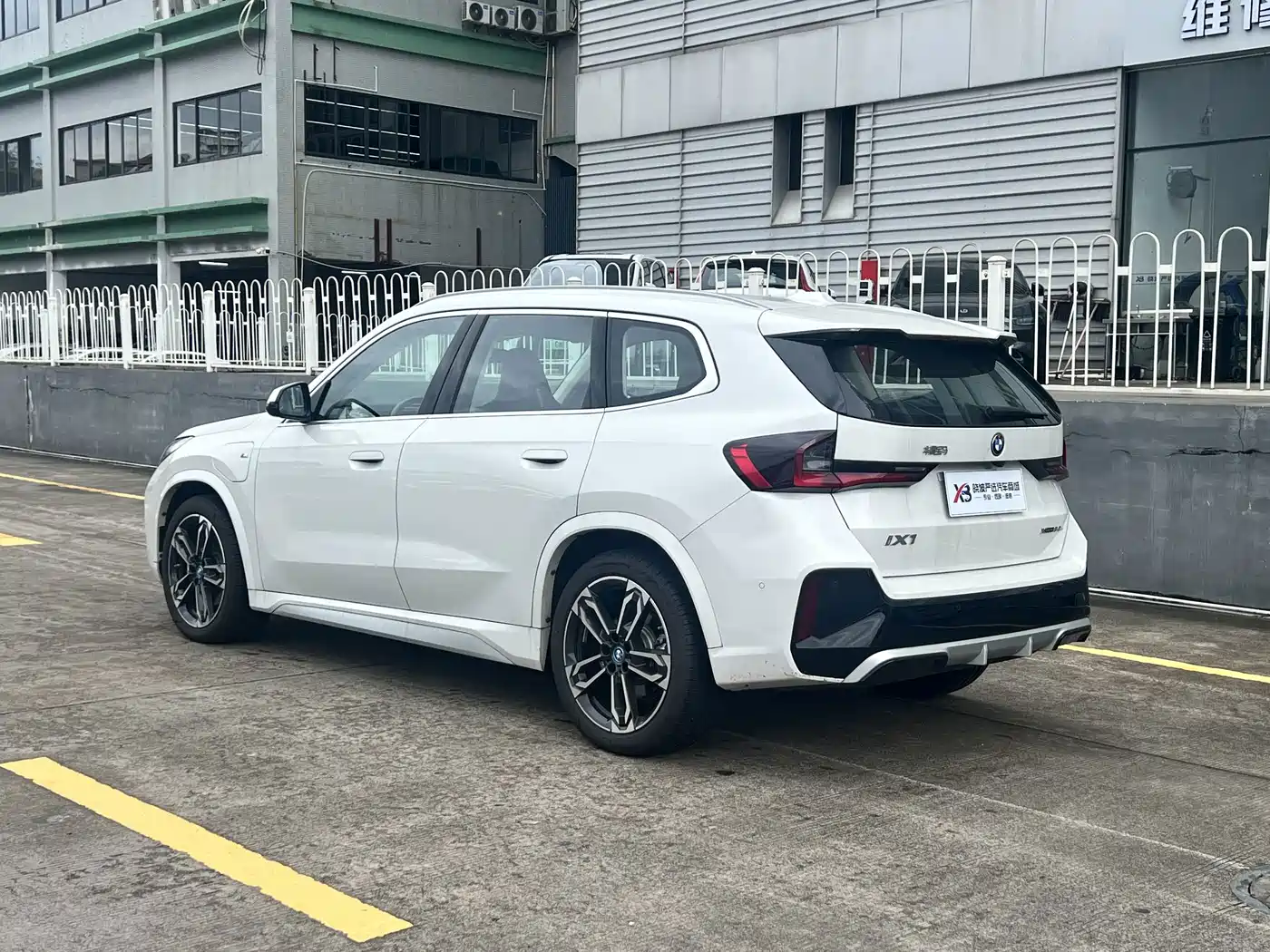 BMW iX1 2025 2023 xDrive30L M Sport Package