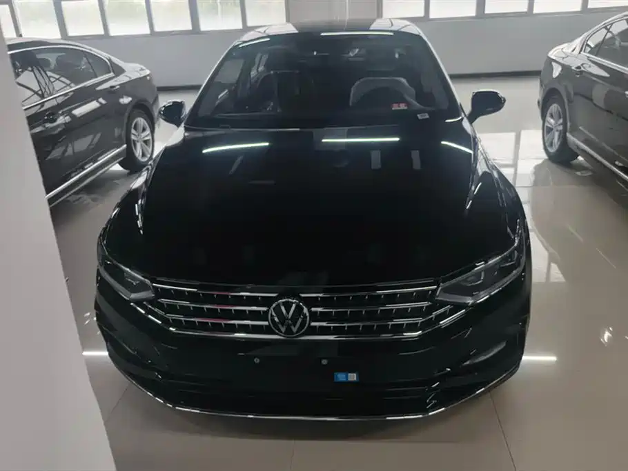 Volkswagen Magotan 2025 Popular Edition 280TSI DSG Comfort фото 2