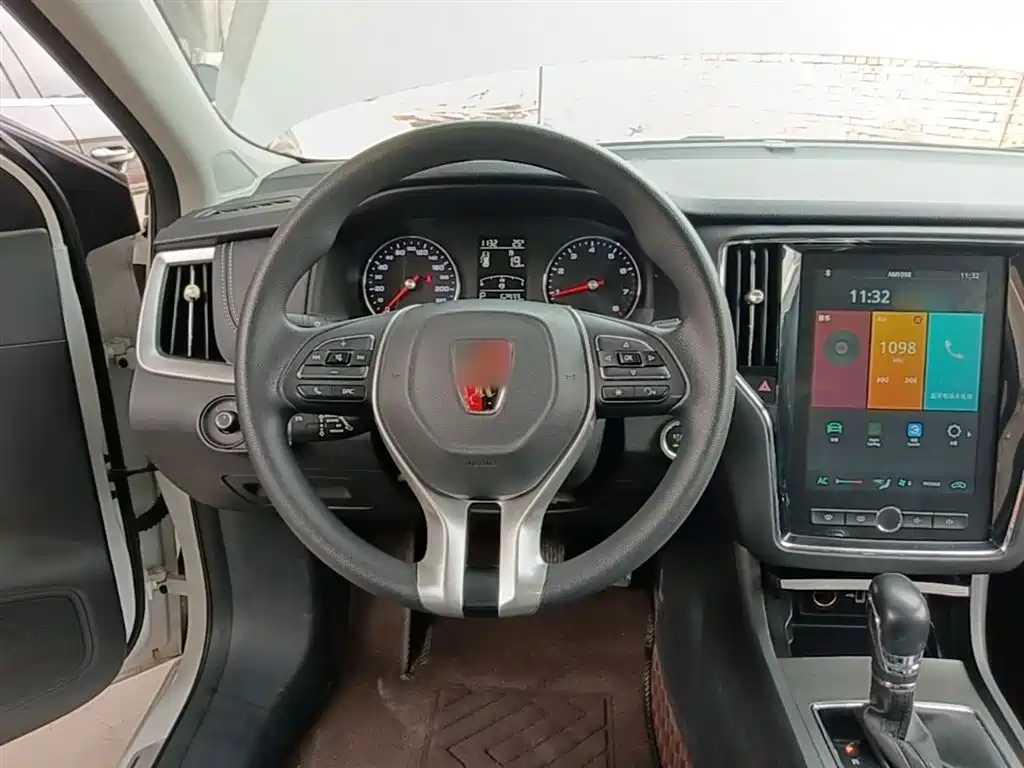 Roewe i6 2021 2020 PLUS 1.6L CVT 4G Connected Glory Flagship Edition