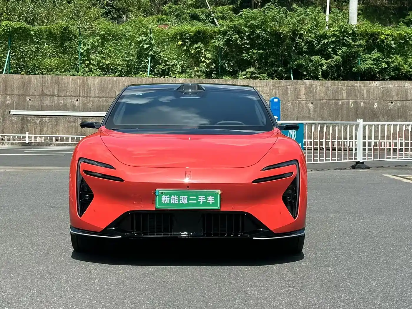 2025 Avatr 06