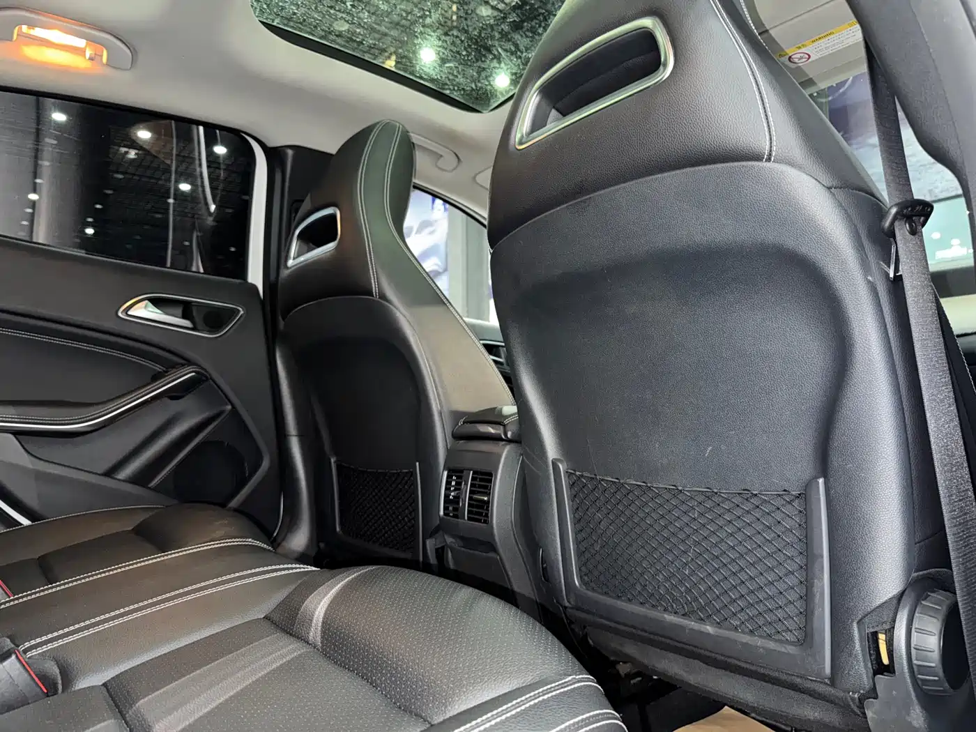 Mercedes-Benz GLA 2016 GLA 220 4MATIC Fashion фото 7