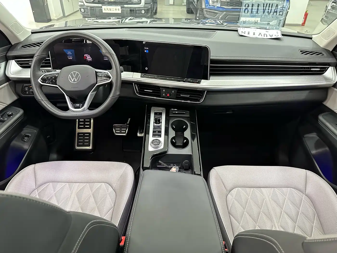 Volkswagen Talagon 2024 380TSI 4WD R-Line Cruise Shared Edition фото 8