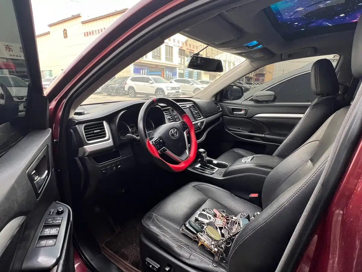 Toyota Highlander 2015 2.0T AWD Luxury Navigation Edition 7-seater фото 4