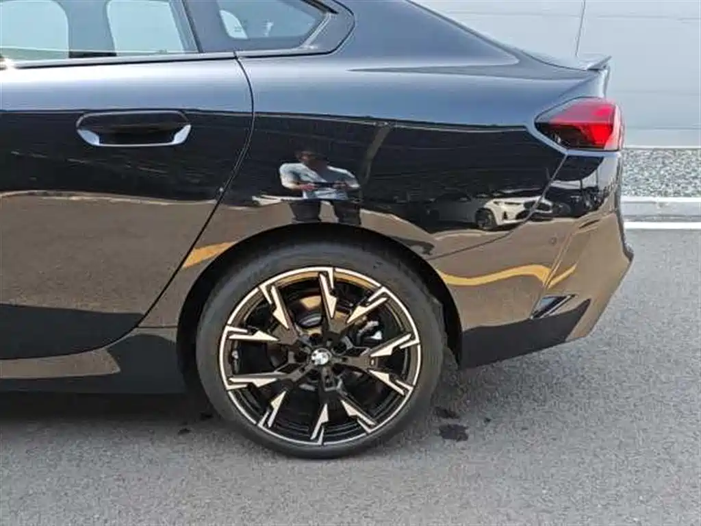 BMW 2 Series 2025 225L M Sport Moonlight Package фото 7
