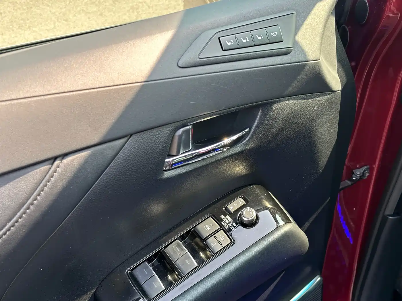 Toyota Vellfire 2021 Crown Hybrid 2.5L HV Supreme Edition фото 11