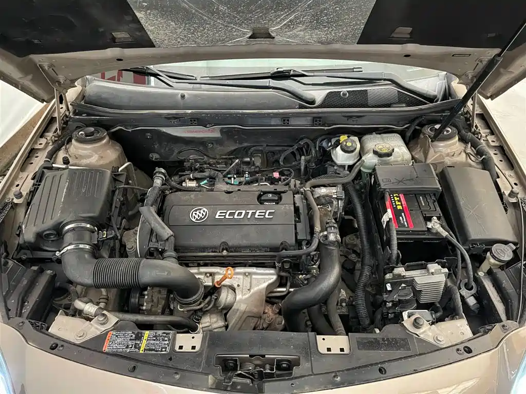 Buick Regal 2015 1.6T Leading Tech Edition фото 15