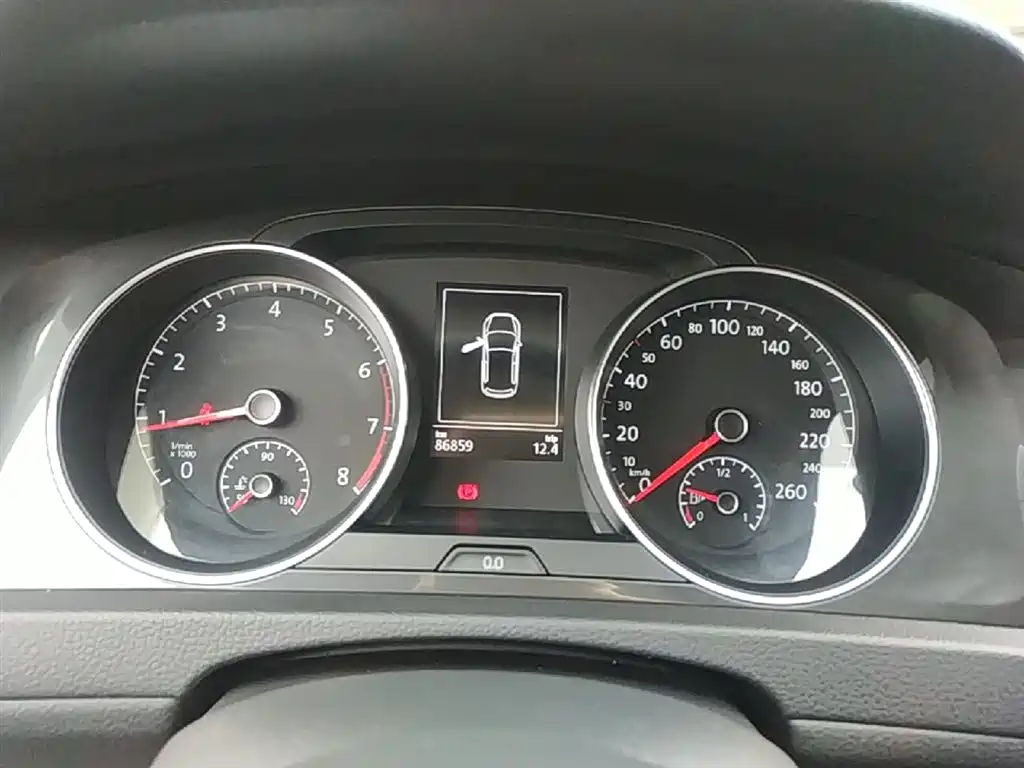 Volkswagen Golf 2019 1.6L Auto Comfort (China V) фото 12