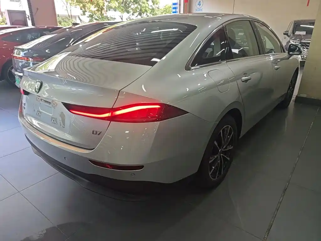 Roewe D7 2026 2025 DMH 125km World Champion Edition