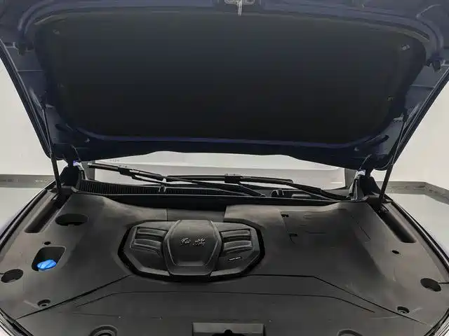 Hongqi HS5 2019 2.0T Intelligent Connected Flagship Edition фото 16