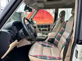 صورة 10 - Land Rover Discovery