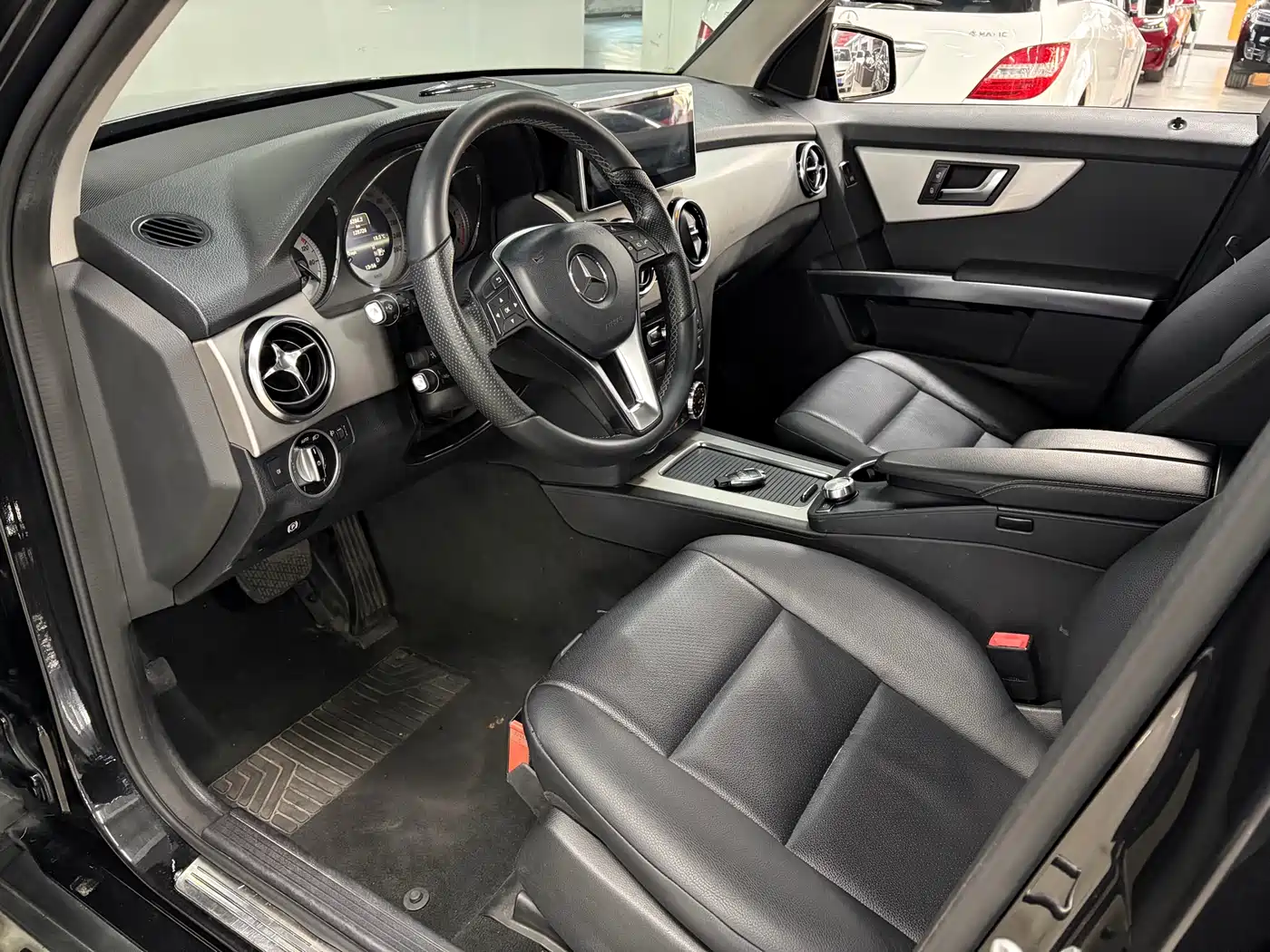 Mercedes-Benz GLK-Class 2013 GLK 300 4MATIC Dynamic фото 4