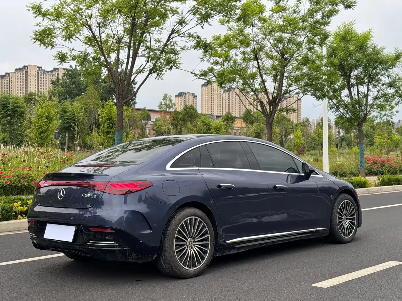 Mercedes-Benz EQE 2022 350 Luxury Edition фото 9