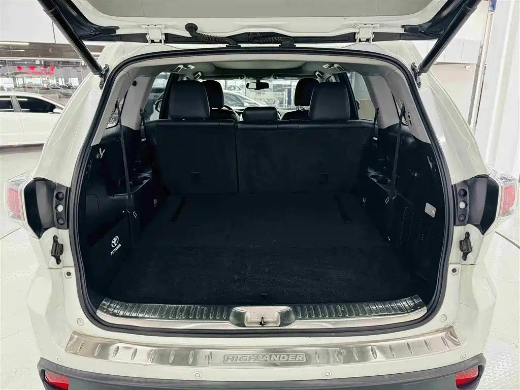 Toyota Highlander 2017 2.0T 4WD Ultimate 7-Seater фото 23