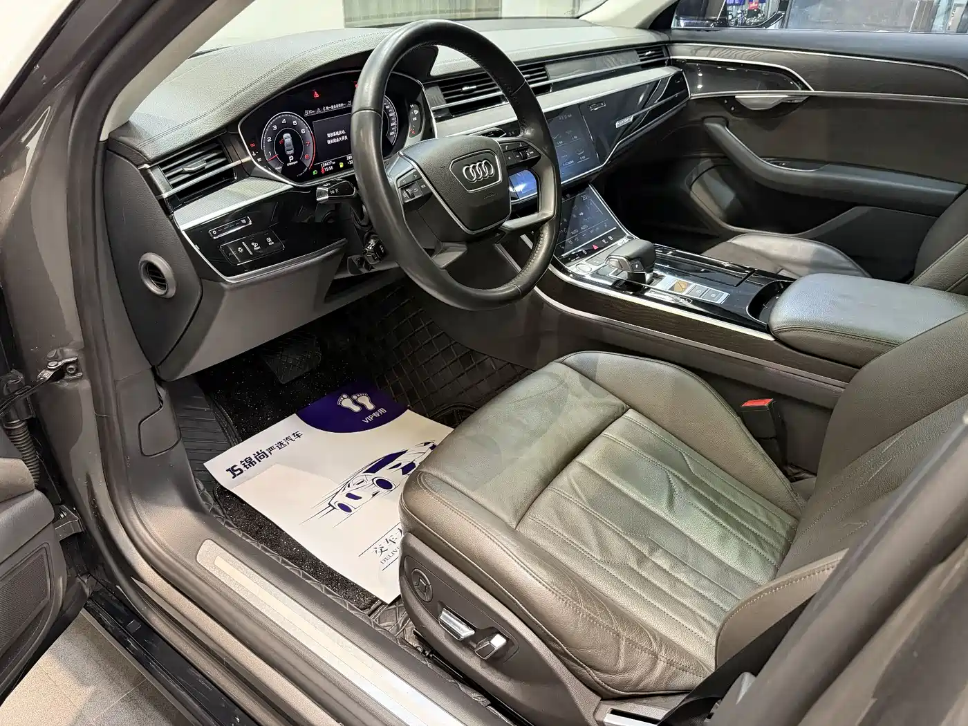 Audi A8 2018 A8L 55 TFSI quattro Launch Elite фото 18