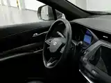 Photo 22 - Cadillac XT4