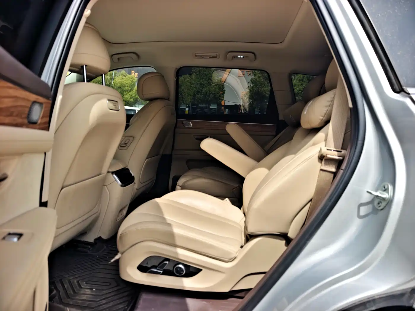 AITO Wenjie AITO M7 2024 1.5T RWD Plus 6-Seater фото 10