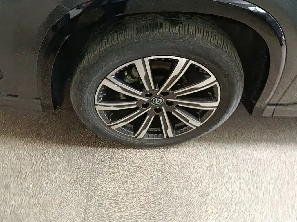 Фото 23 - Changan CS75 PLUS