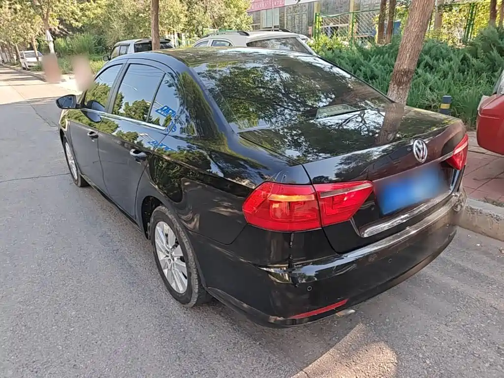 Фото 5 - Volkswagen Lavida