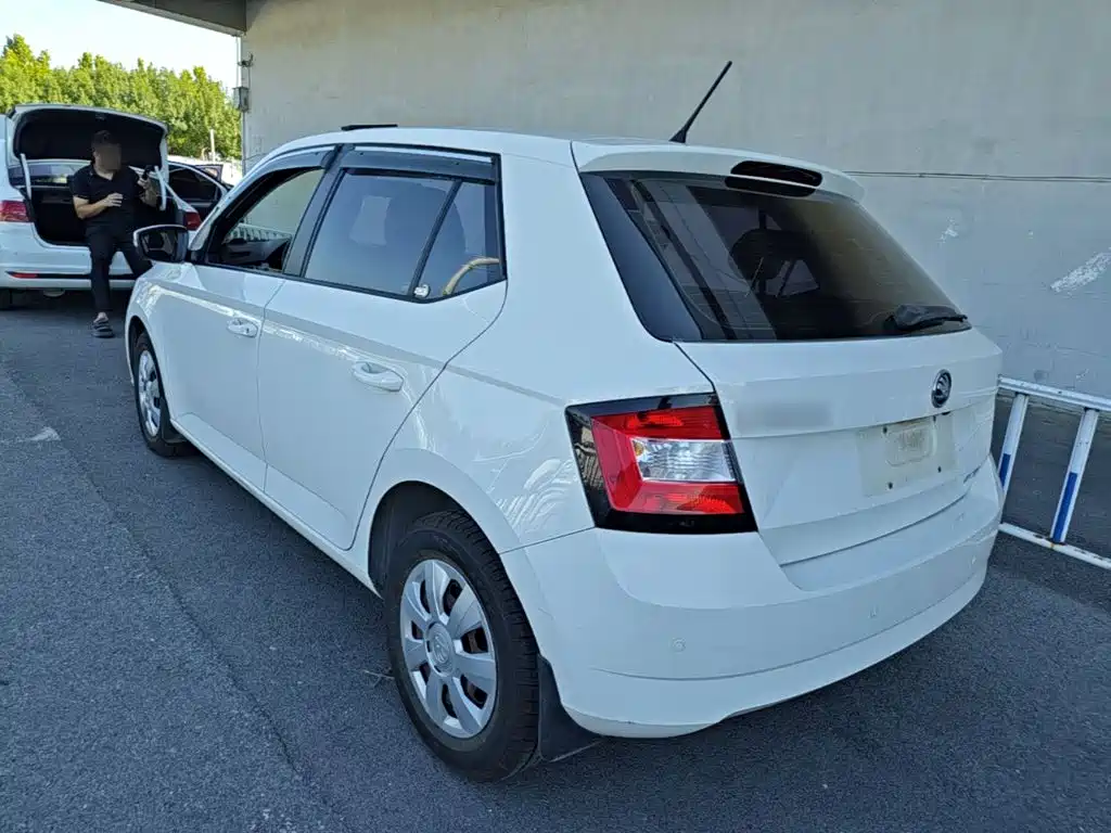 صورة 5 - Škoda Fabia