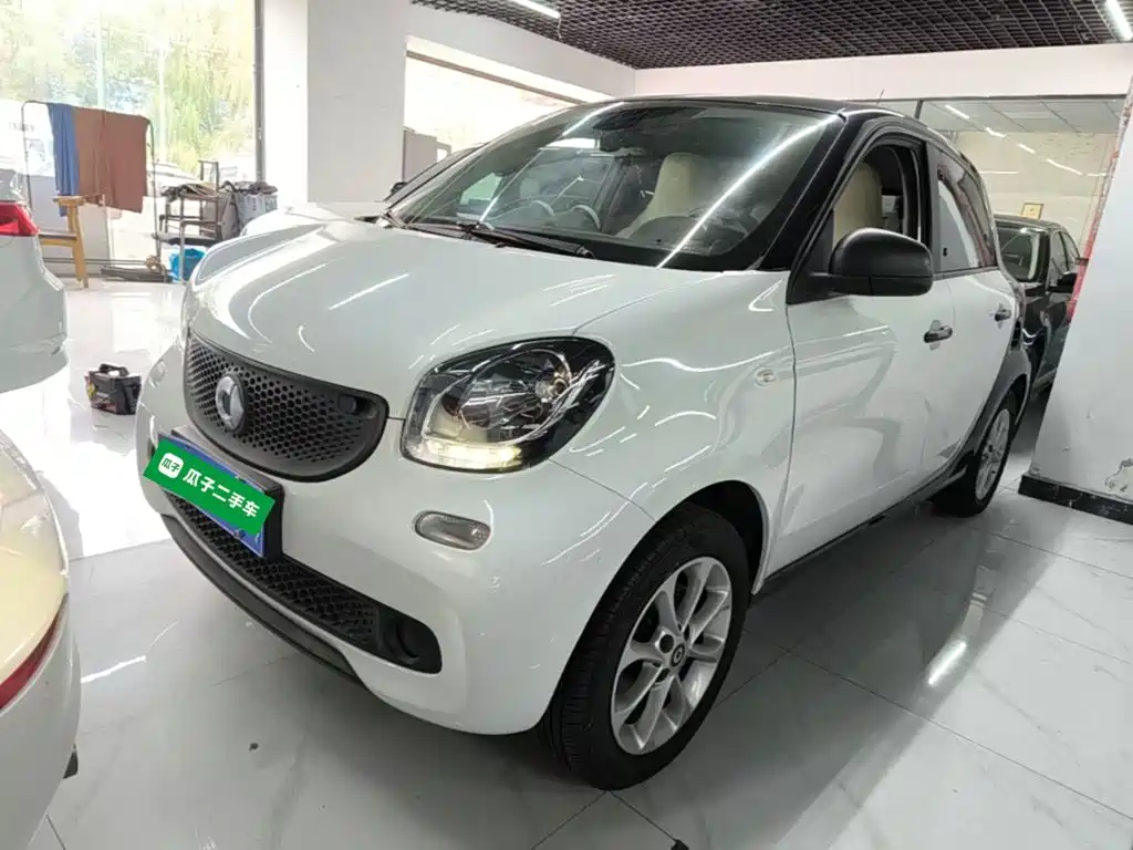 Фото 1 - smart forfour