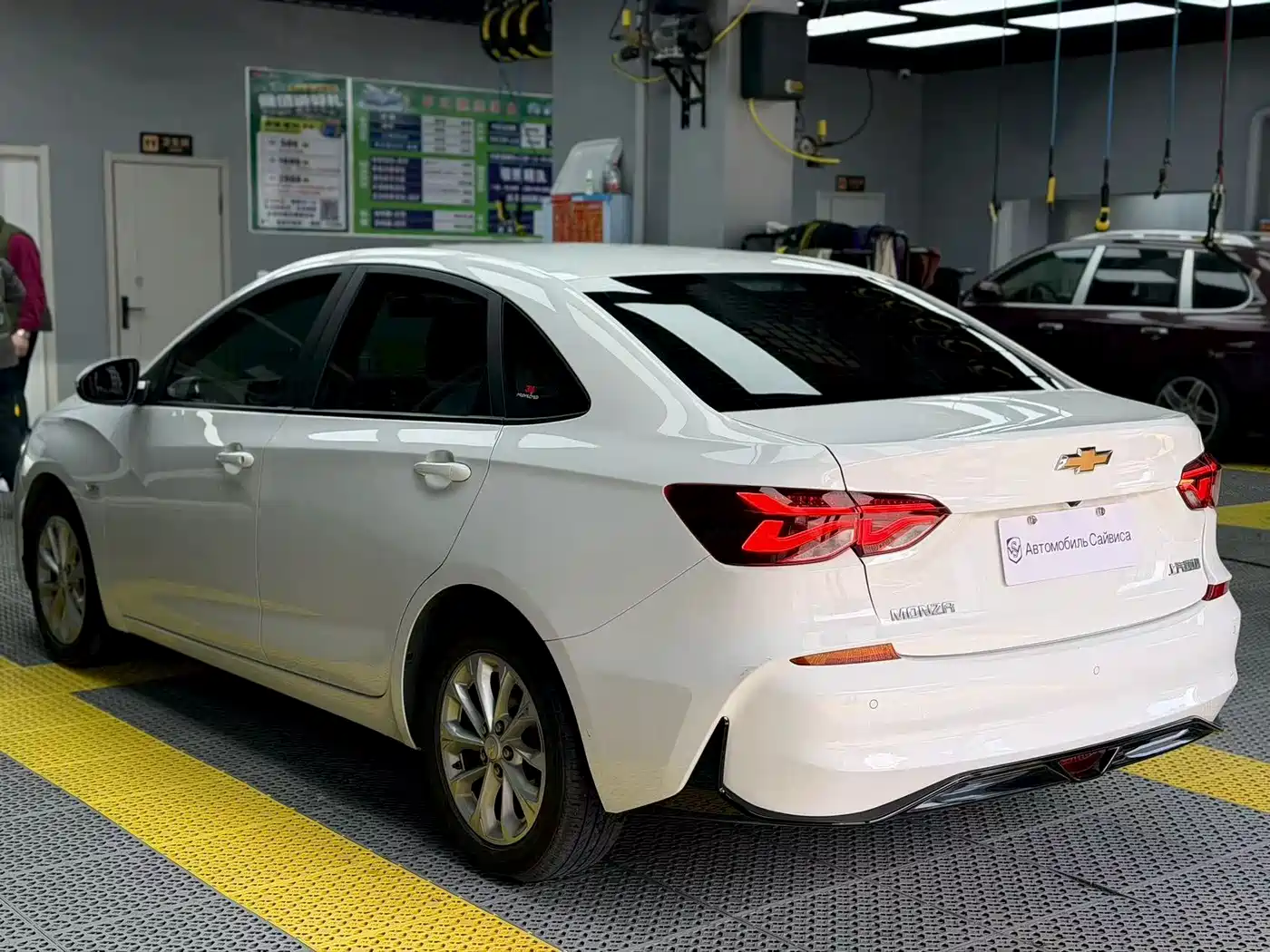 CHEVROLET CRUZE