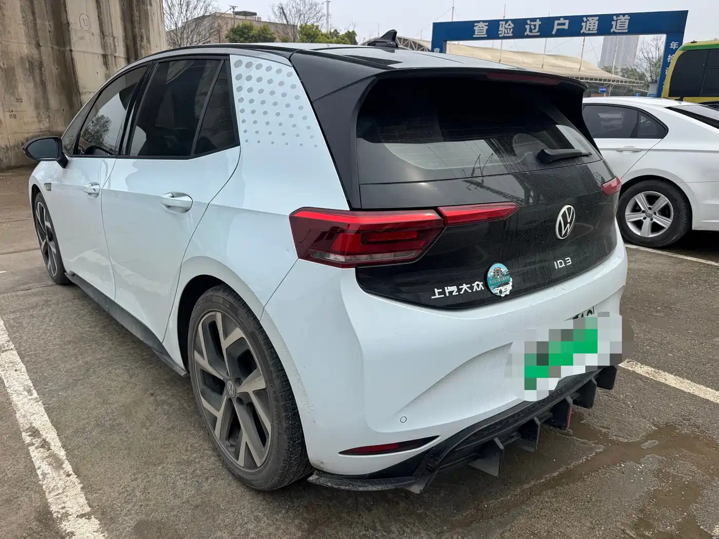 VOLKSWAGEN ID.3