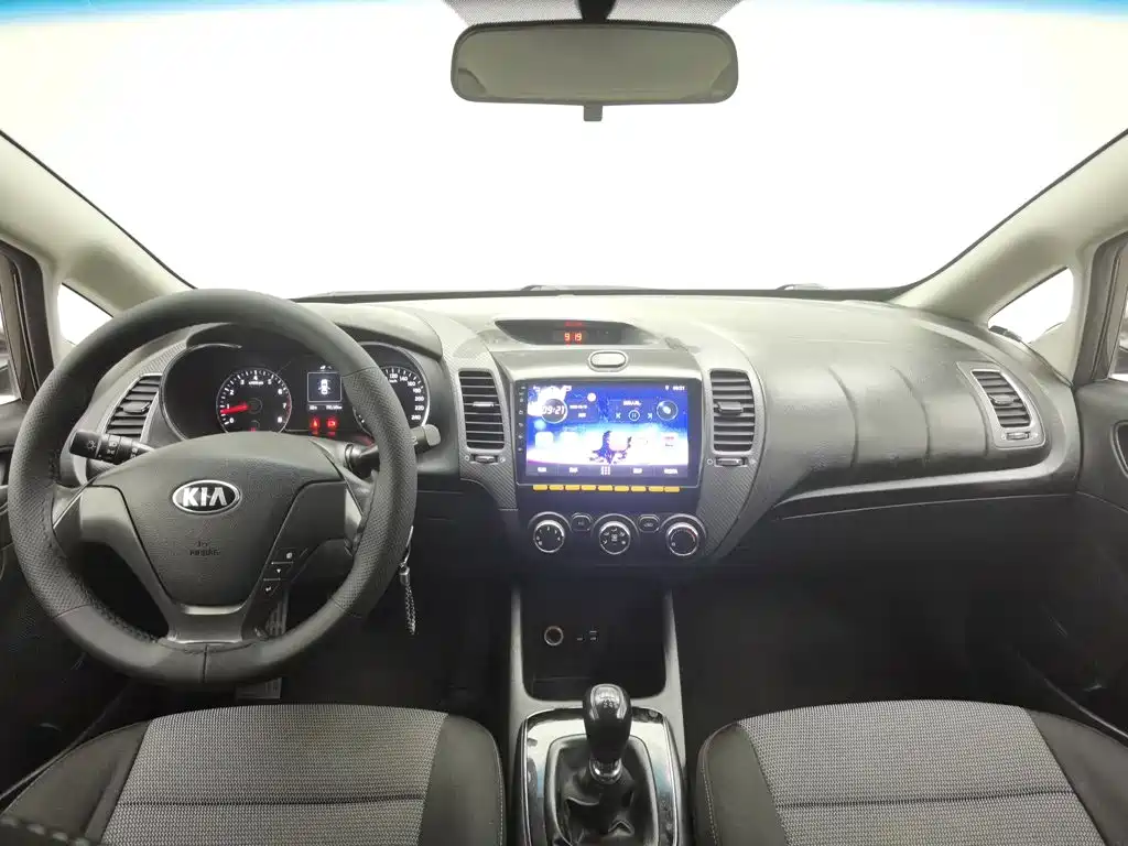 Photo 5 - Kia K3