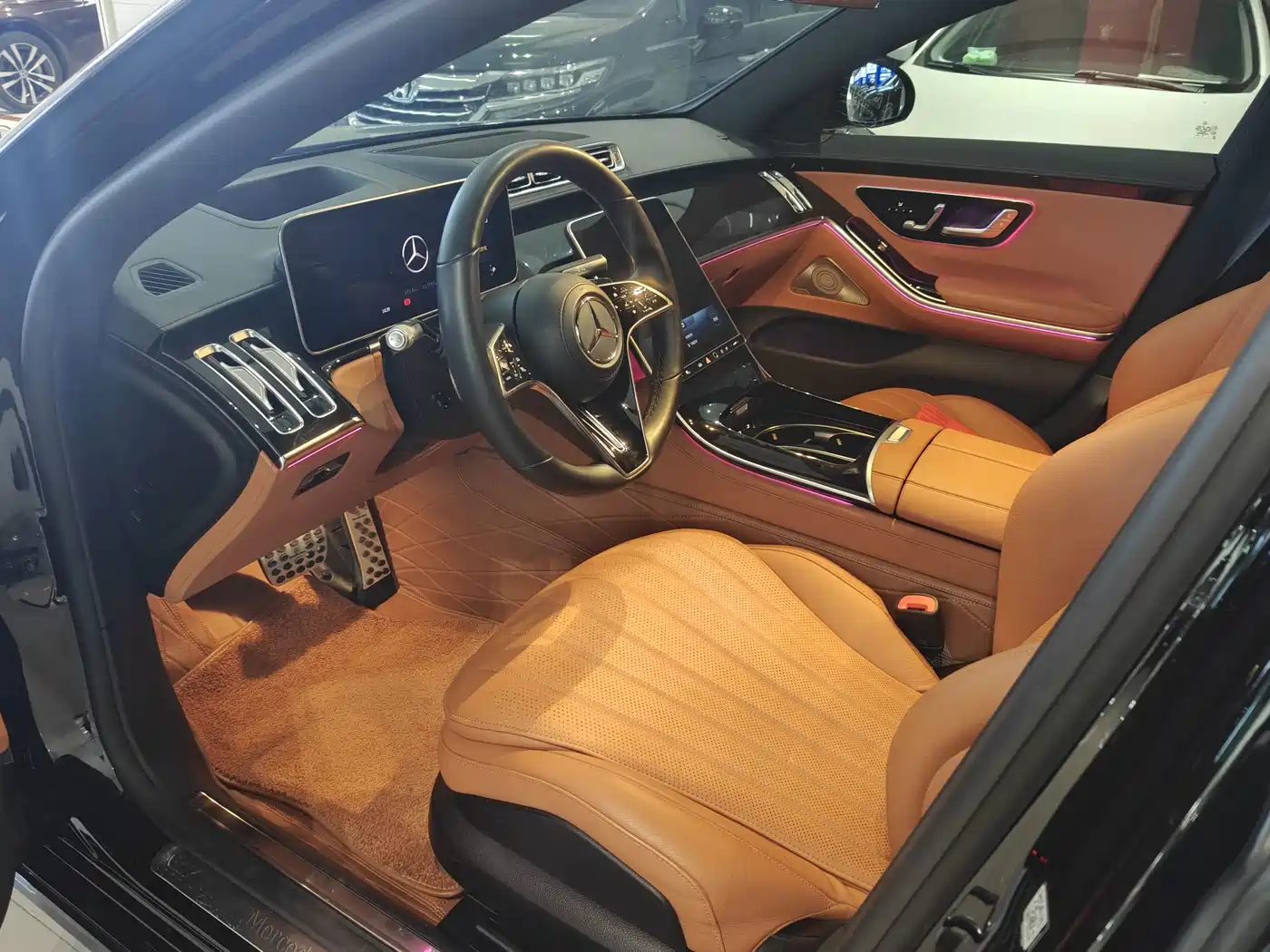 Фото 4 - Mercedes-Benz S-Class