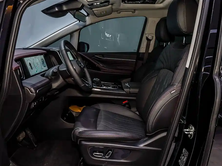 GAC Trumpchi Trumpchi M8 2024 Master Series 400T Premium Edition фото 19