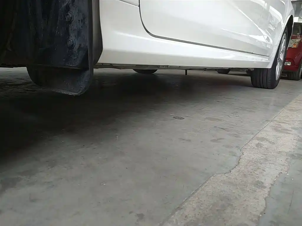 Toyota Corolla 2023 1.8L Smart Hybrid Dual Engine Elite Edition фото 22