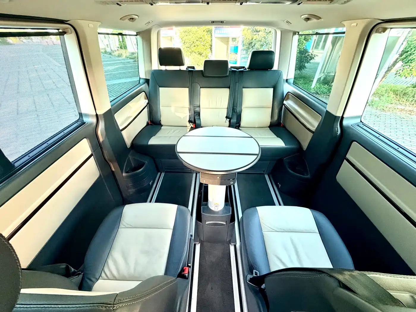 Volkswagen Multivan 2012 2.0TSI 4WD Premium фото 9