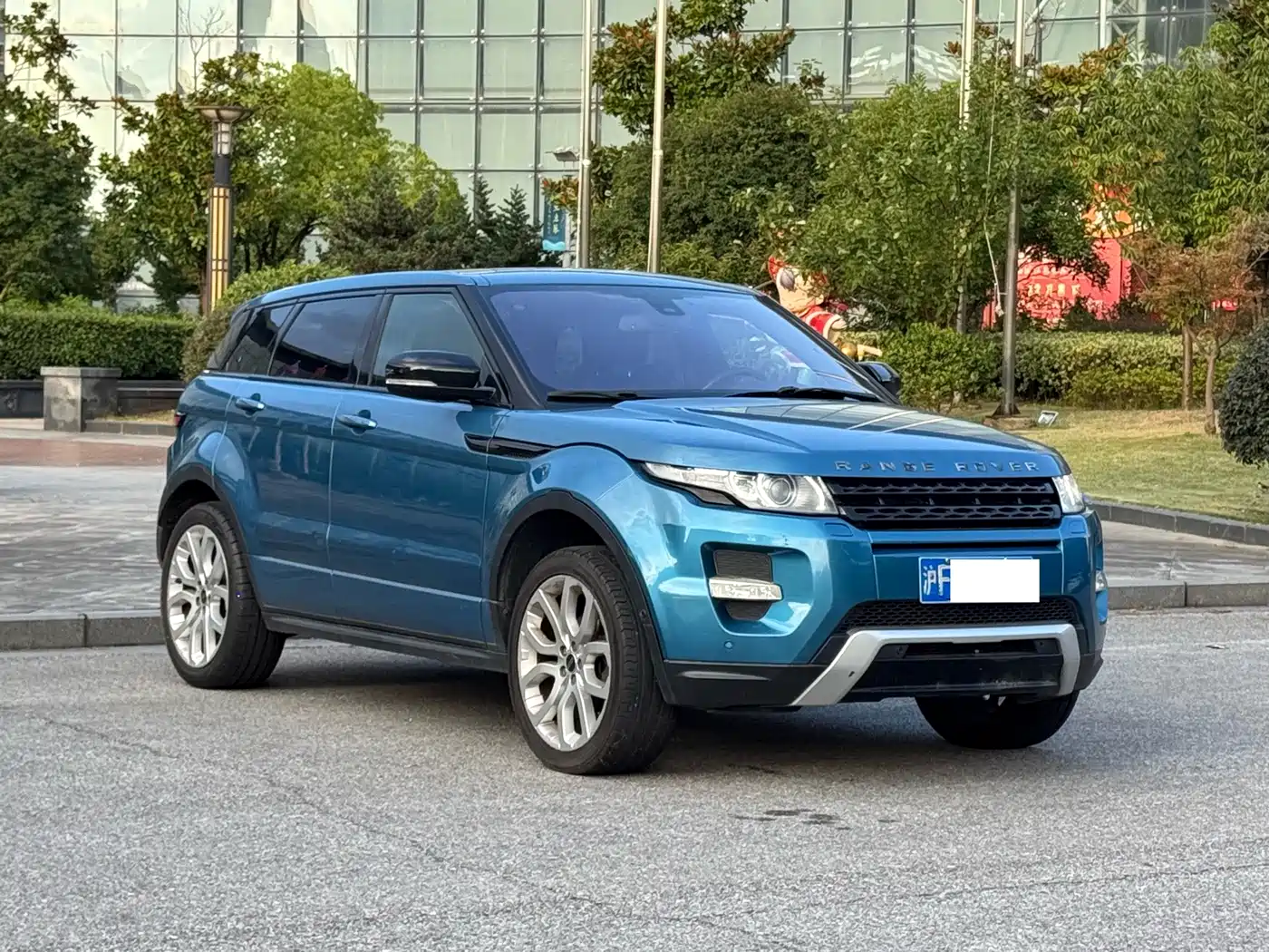 Фото 3 - Land Rover Range Rover Evoque (Import)