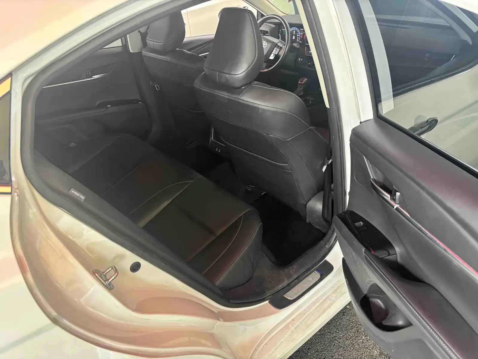 صورة 7 - Toyota Camry