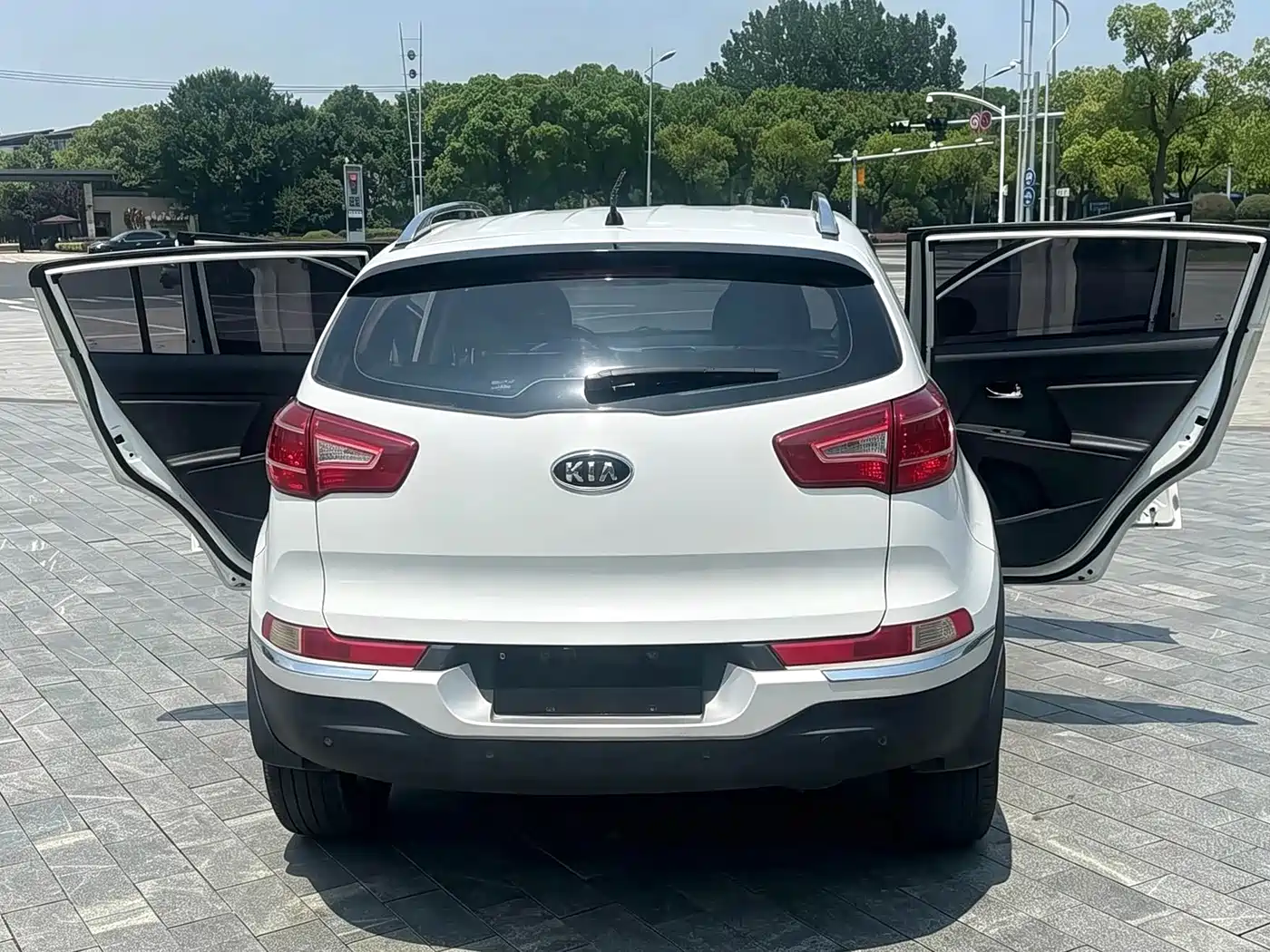 Photo 10 - Kia Sportage
