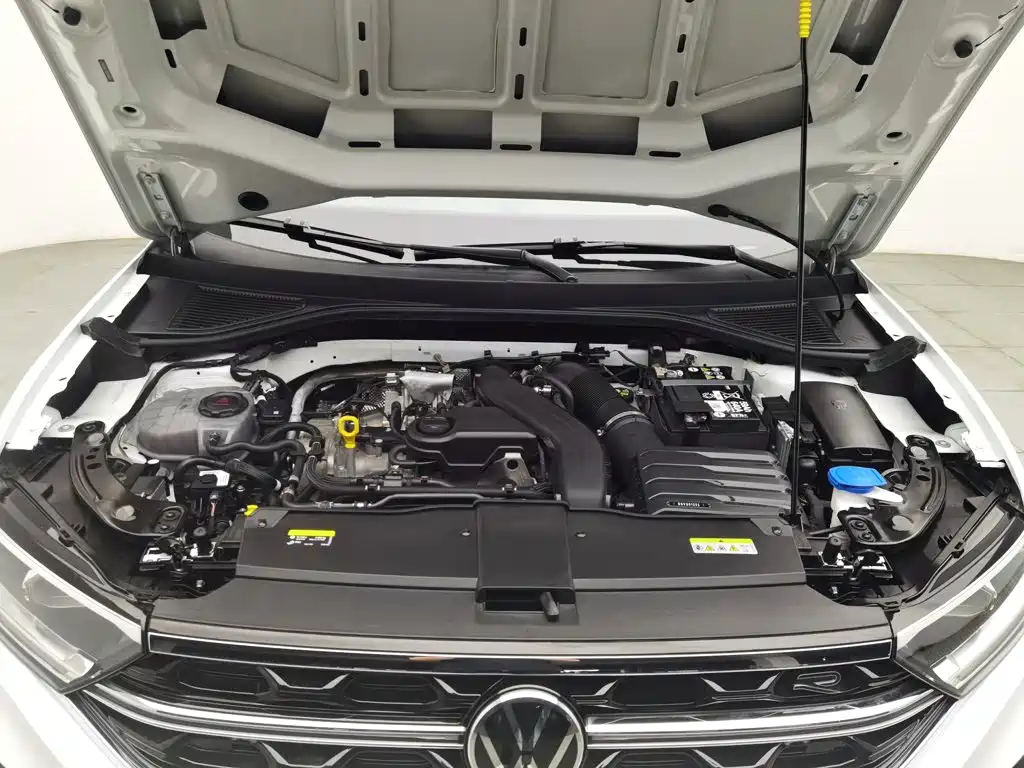 Фото 6 - Volkswagen T-ROC
