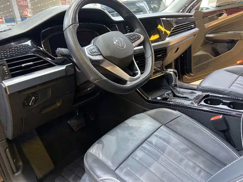 Фото 5 - Volkswagen Passat