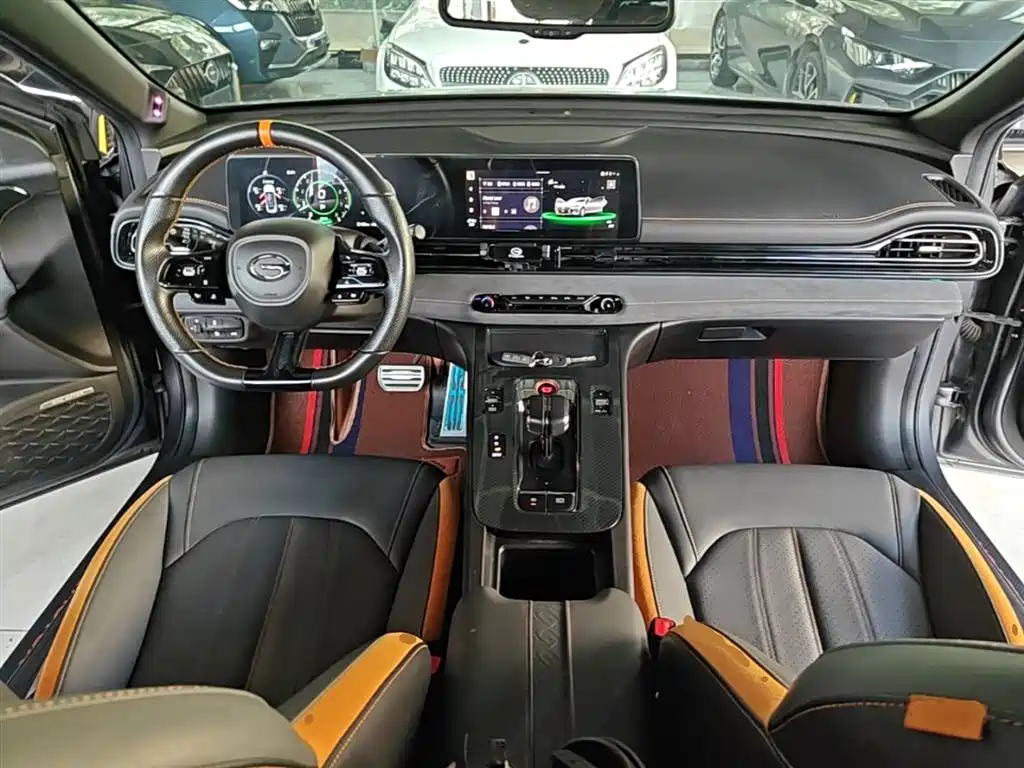 GAC Trumpchi Trumpchi Emkoo 2022 270T DCT J16 R-style Track Edition фото 10