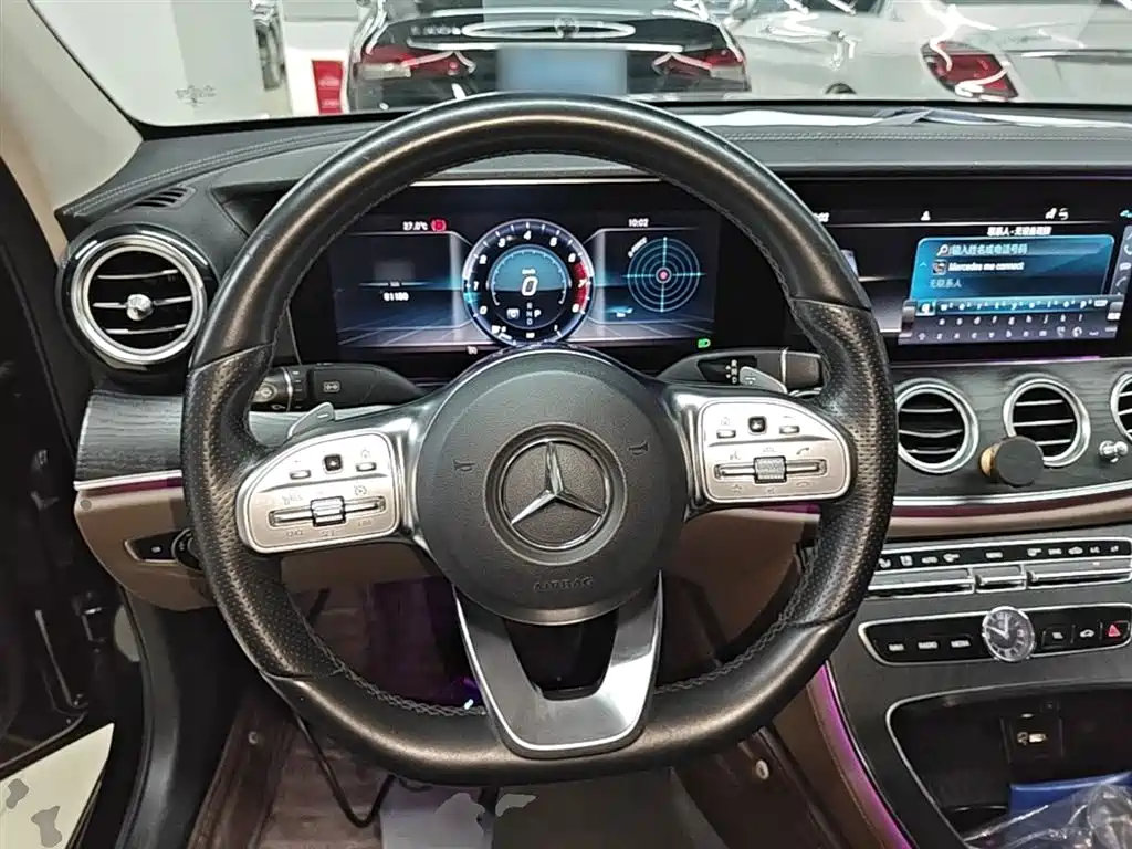 Mercedes-Benz E-Class 2019 E 200 L Sport фото 11
