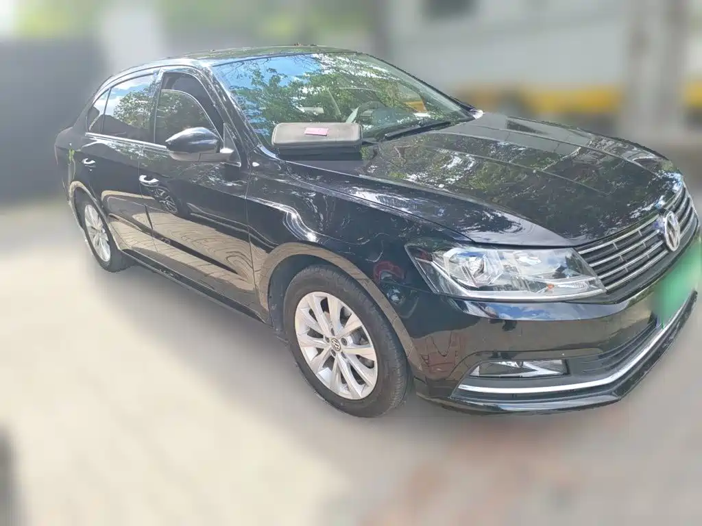 Фото 24 - Volkswagen Lavida