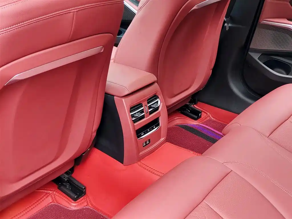 BMW 3 Series 2023 325Li xDrive M Sport Package фото 9