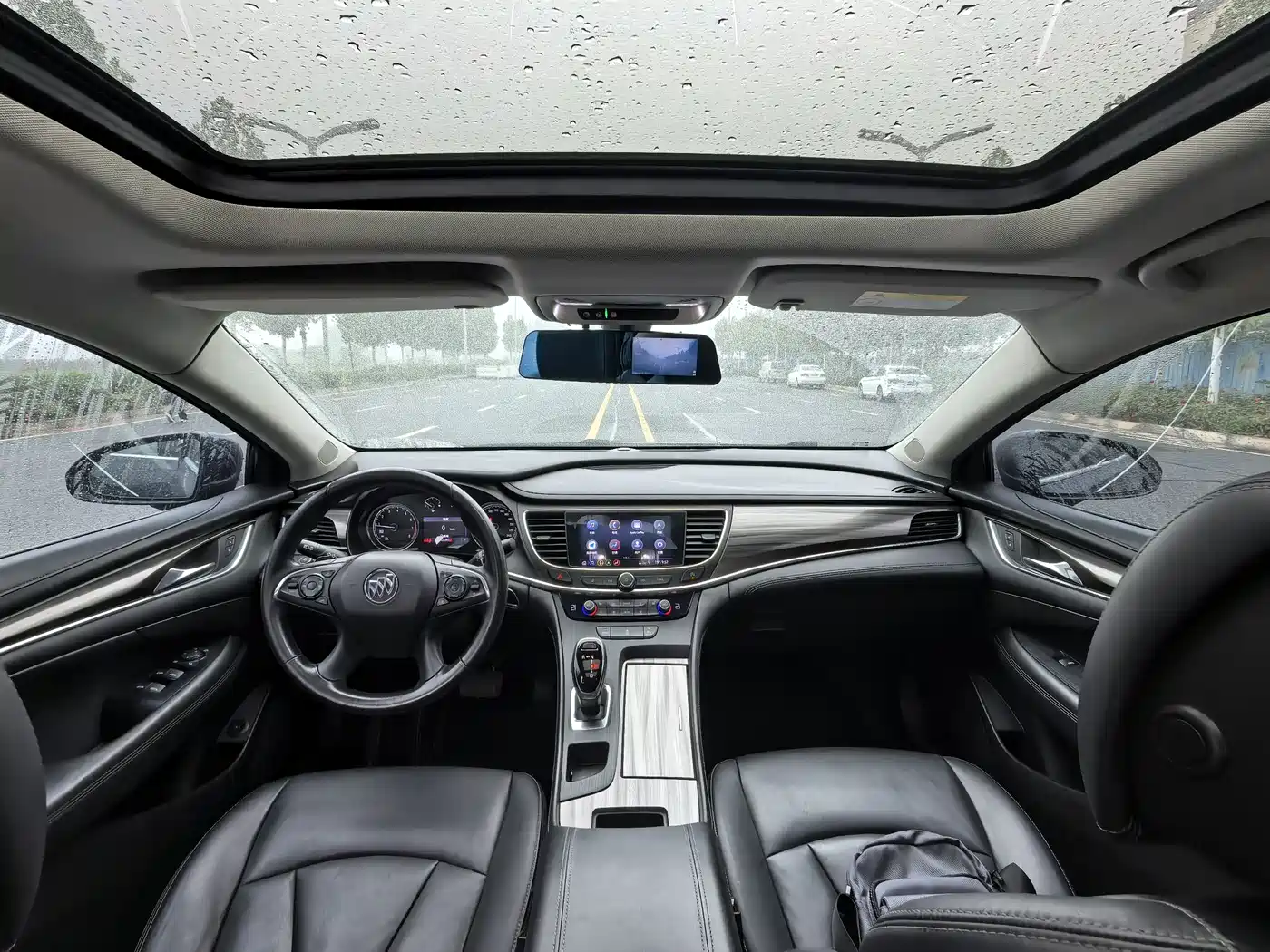 Buick LaCrosse 2019 28T Luxury Edition фото 12