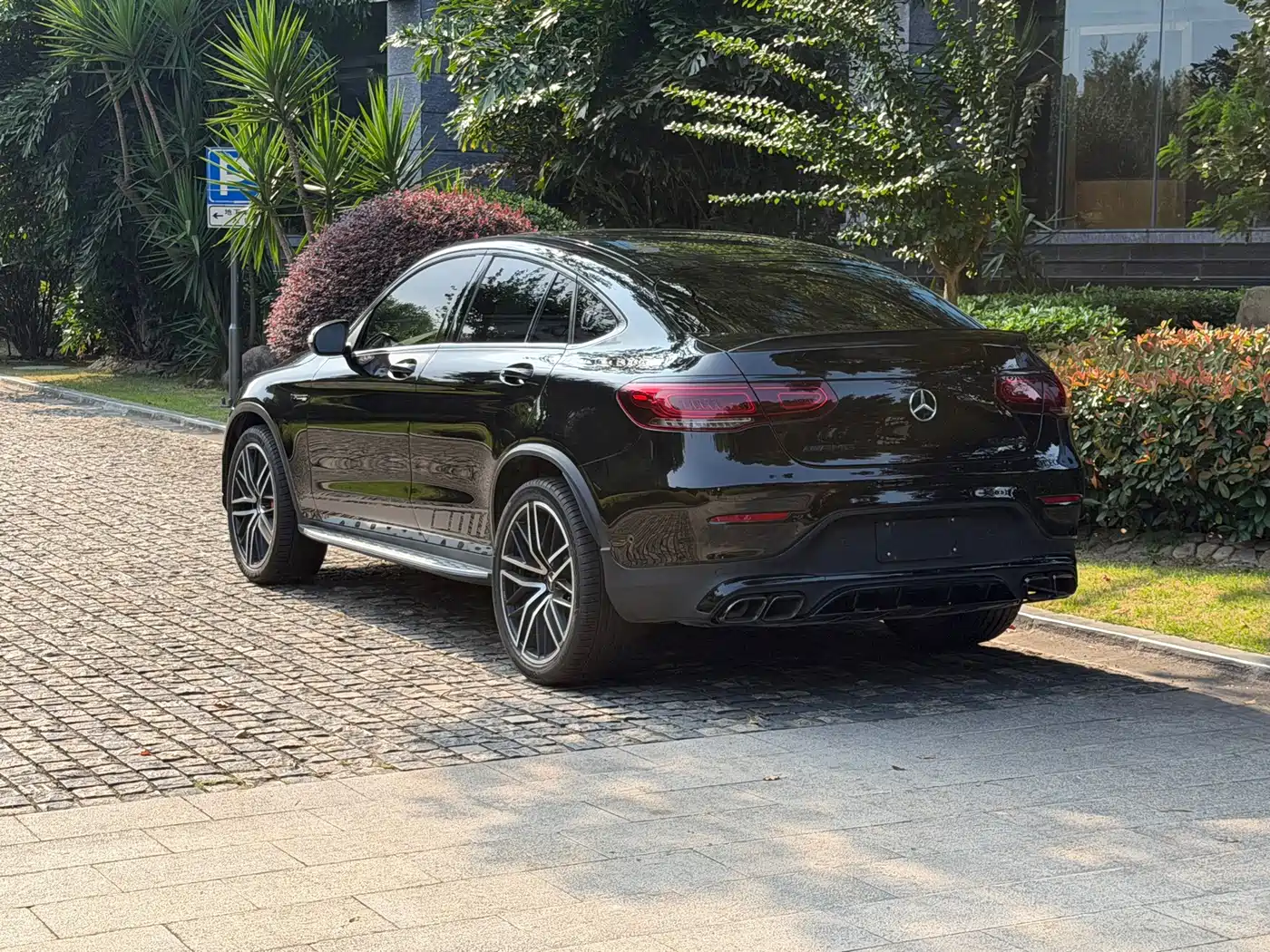 Mercedes-Benz GLC Coupe AMG 2020 2020 AMG GLC 43 4MATIC Coupe SUV
