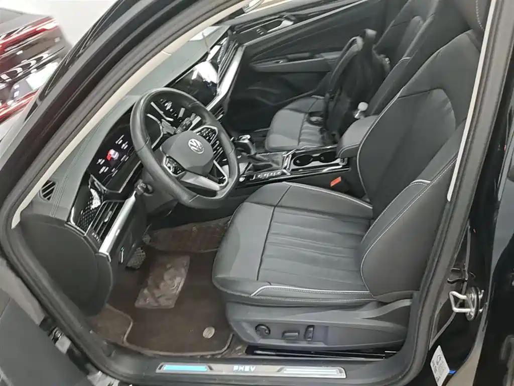 Volkswagen Passat New Energy 2022 Facelift 430PHEV Hybrid Elite Edition фото 15