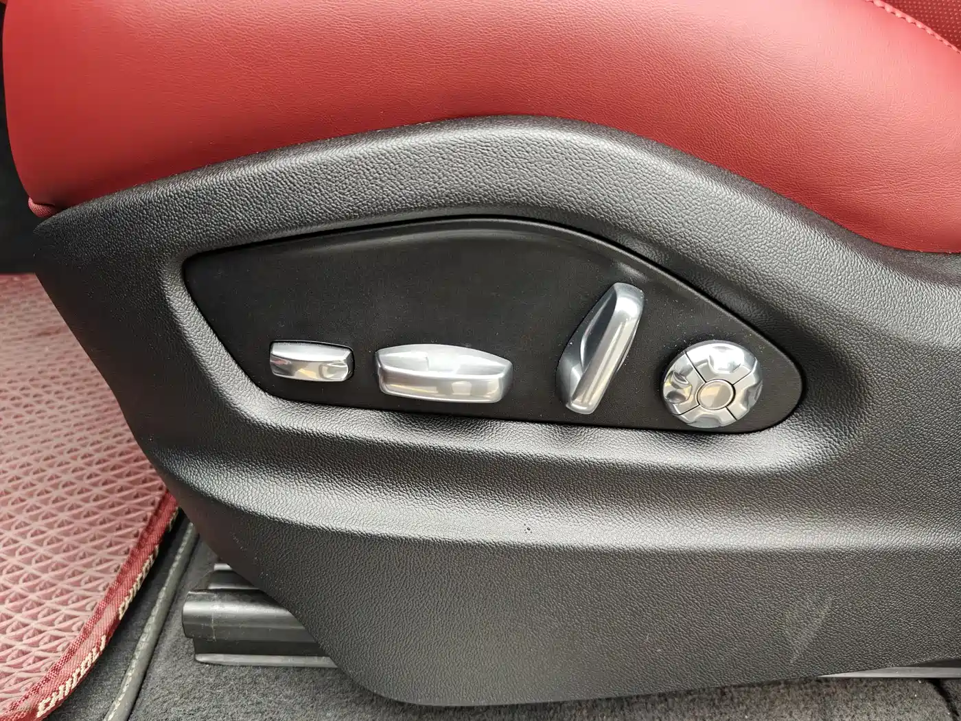 Porsche Cayenne 2019 Cayenne 3.0T фото 20