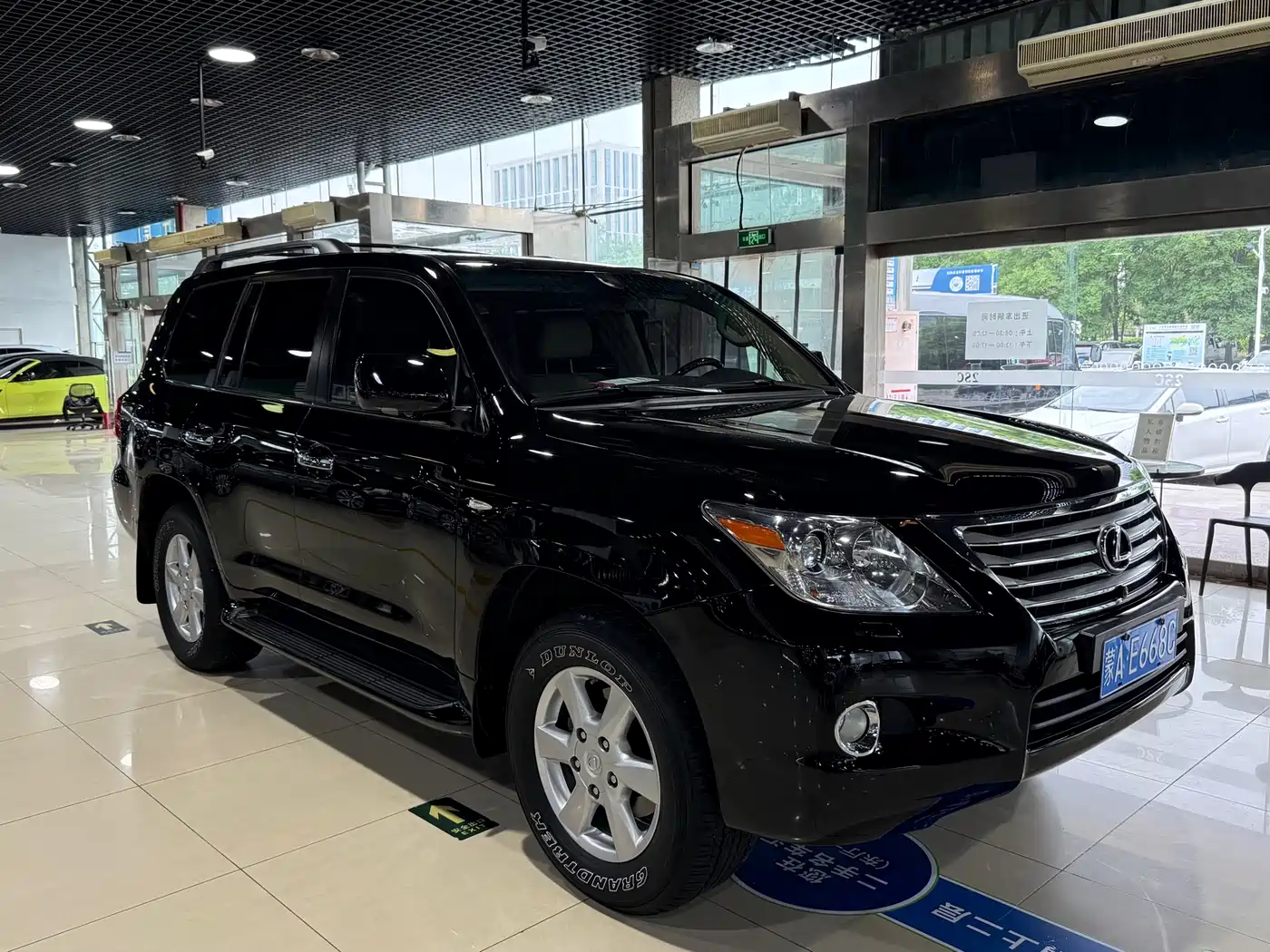 Lexus LX 2012 Model 570 фото 2