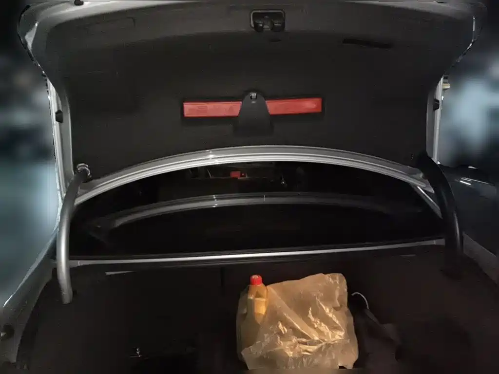Audi A4L 2013 35 TFSI Automatic Standard фото 10
