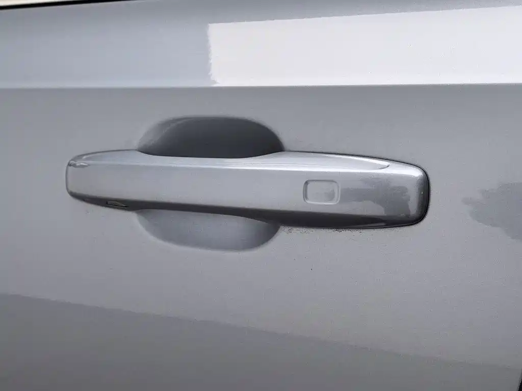 Photo 18 - Volvo S90