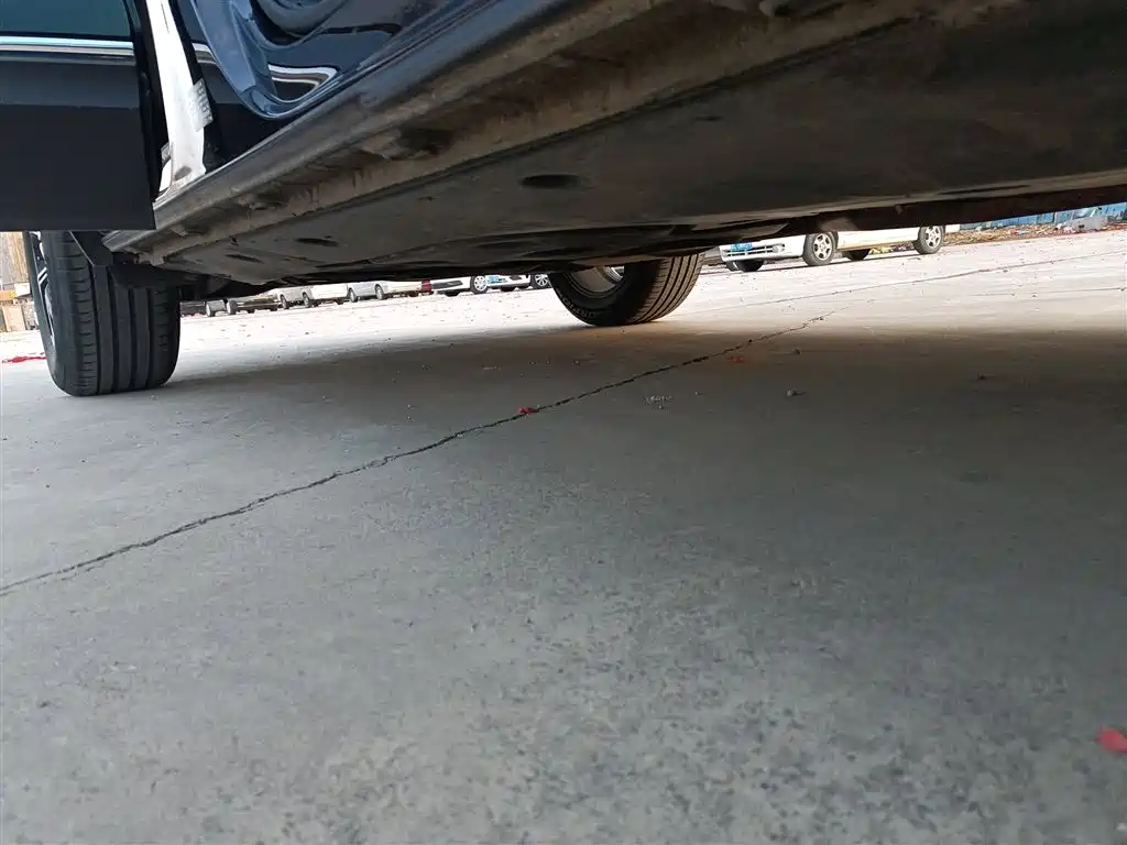 VOLKSWAGEN TOURANG